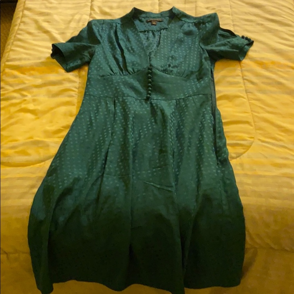 Women’s Banana Republic midi dress